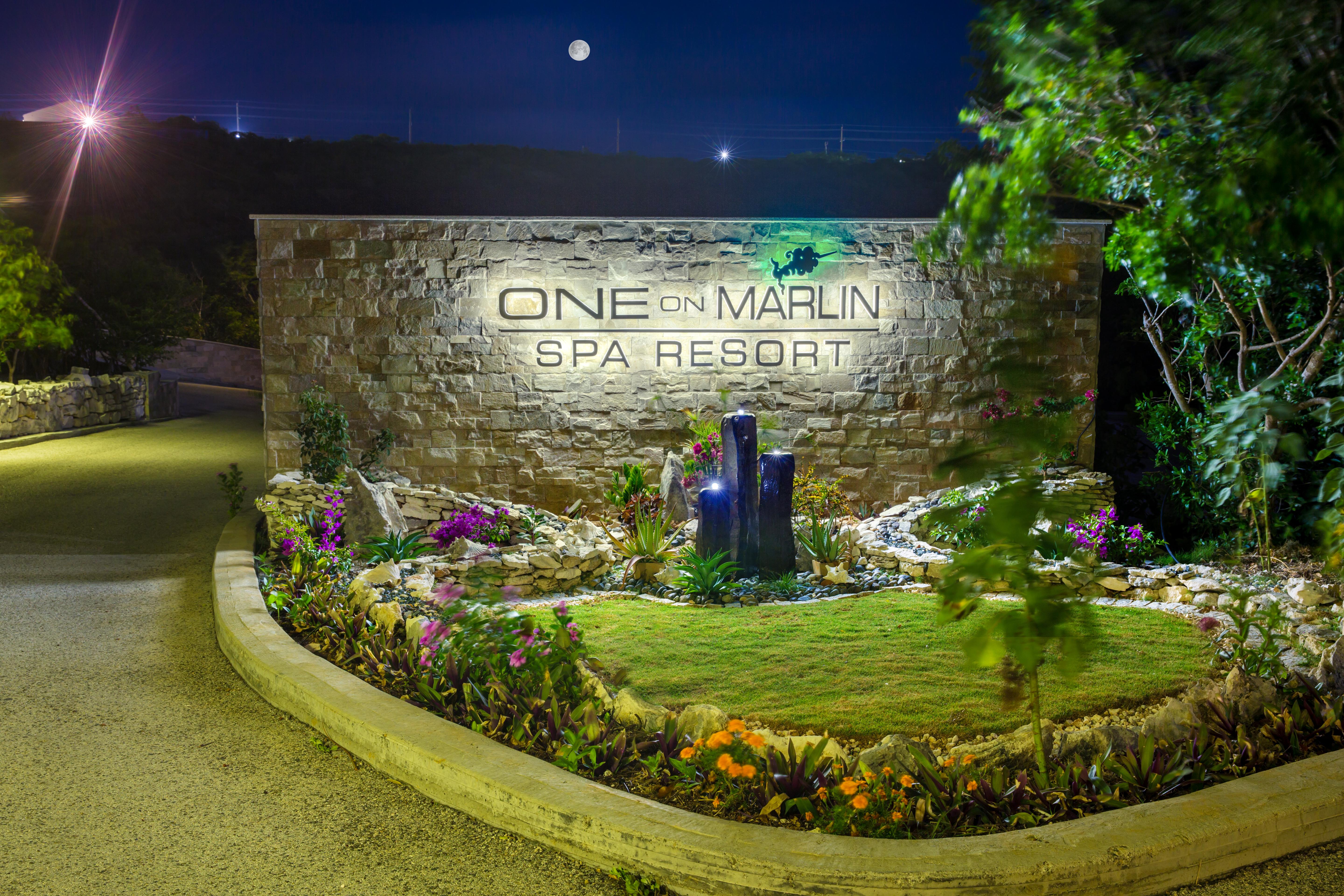 One On Marlin Resort (Adults Only) Turtle Cove Extérieur photo
